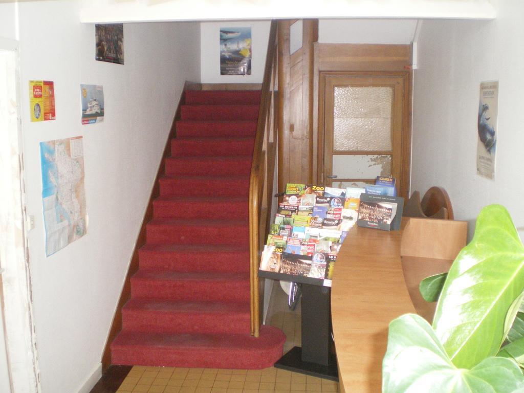 لا روشيل Hotel La Jetee Sud الغرفة الصورة